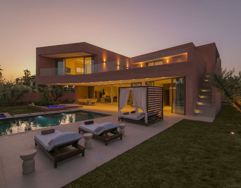 Private villa with pool and Atlas view